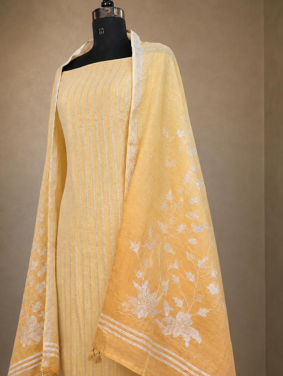 Linen Suit Set with Appliqué Work