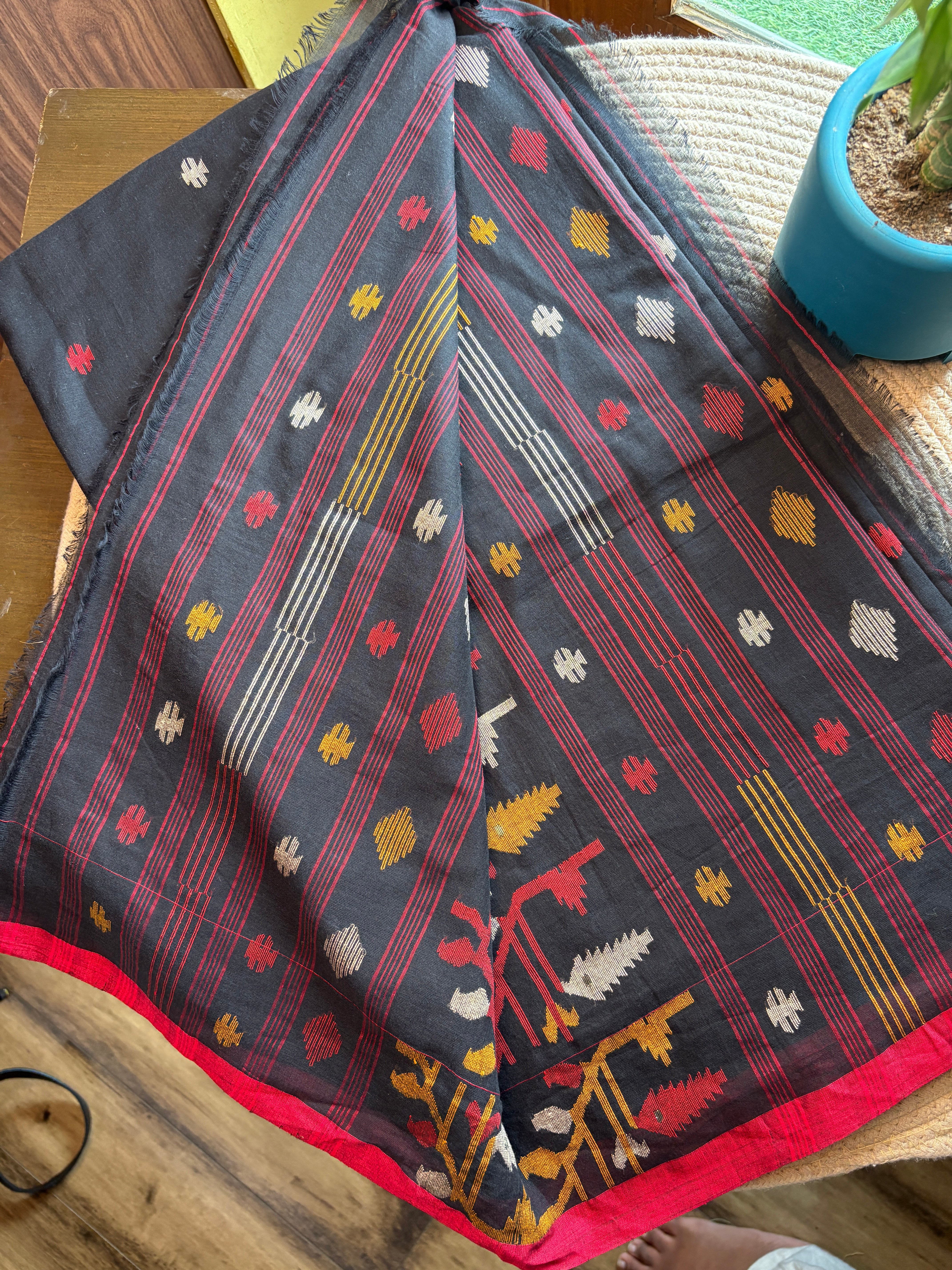 Black Jamdani Handloom Saree