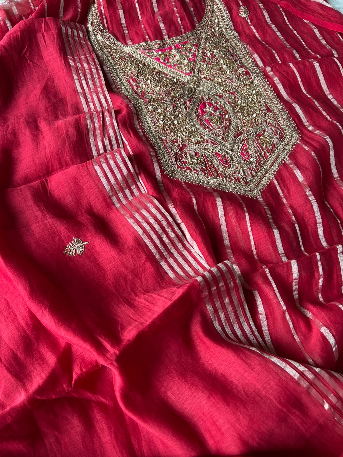 Fuchsia mul chanderi dupatta with zari stripe border and zari booti